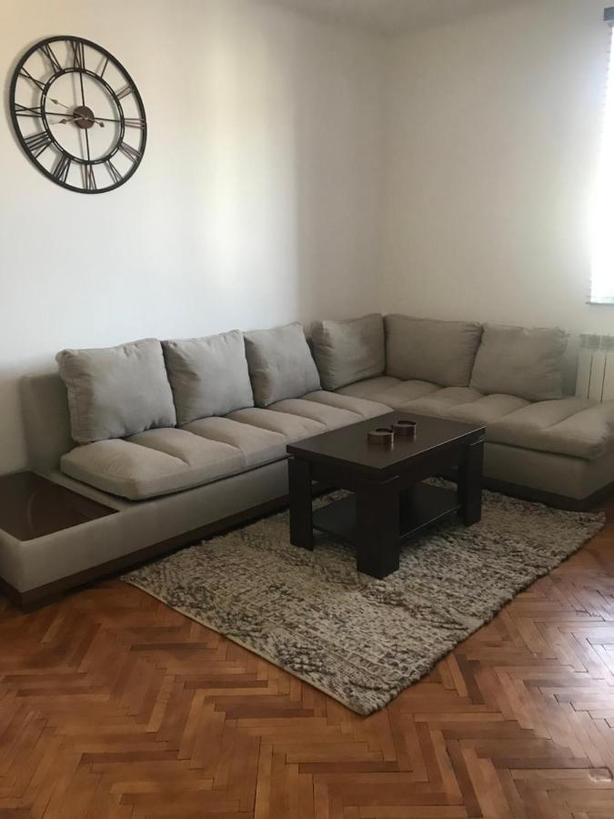 Appartement Apartament Sanda à Turda Extérieur photo