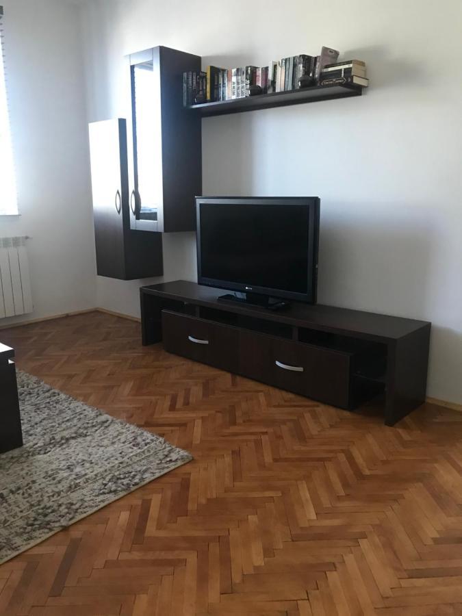 Appartement Apartament Sanda à Turda Extérieur photo