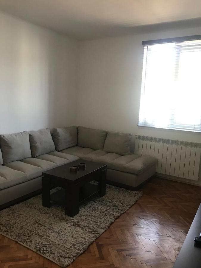 Appartement Apartament Sanda à Turda Extérieur photo